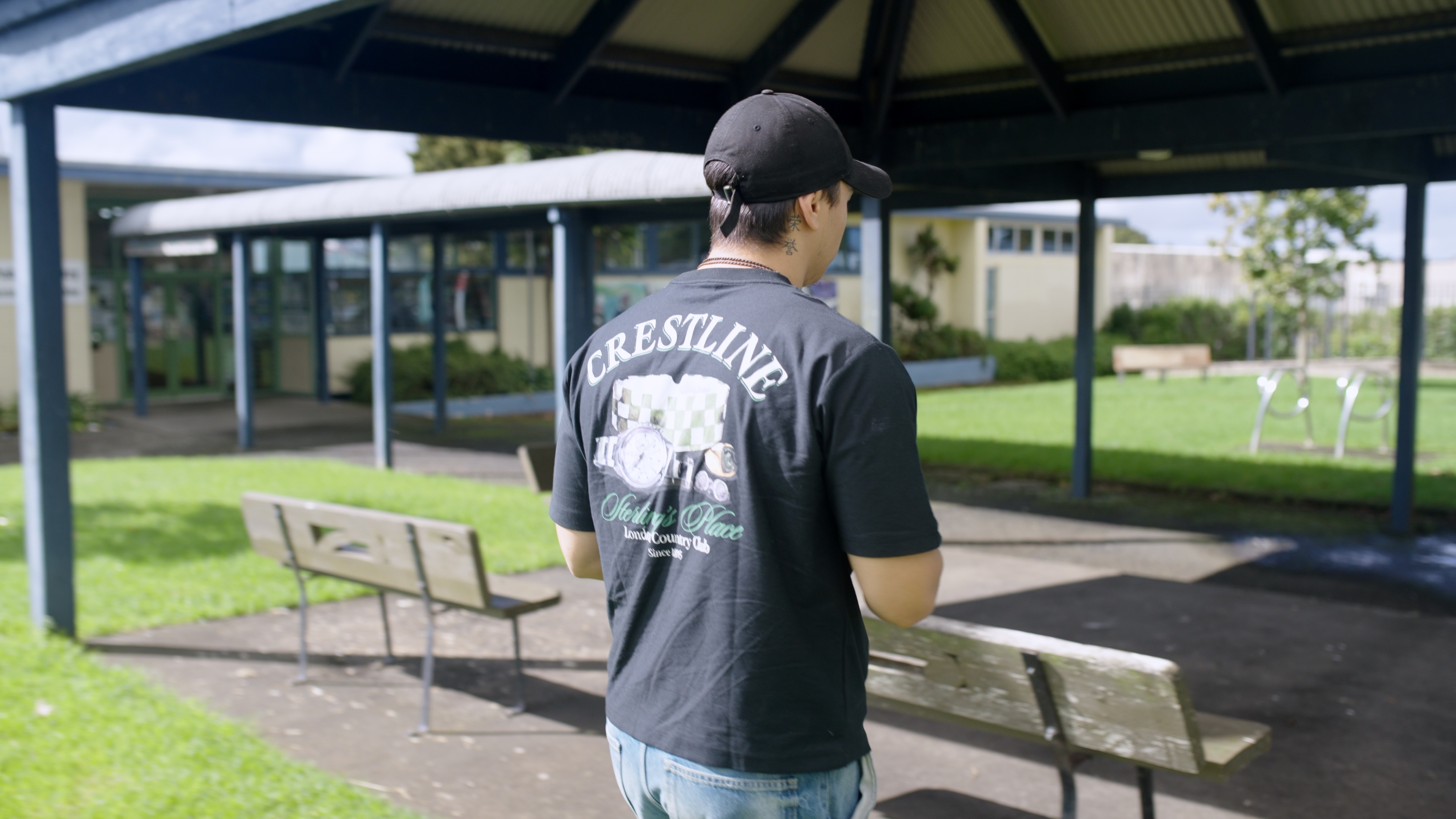 Sequence 01 00 01 17 13 Still015