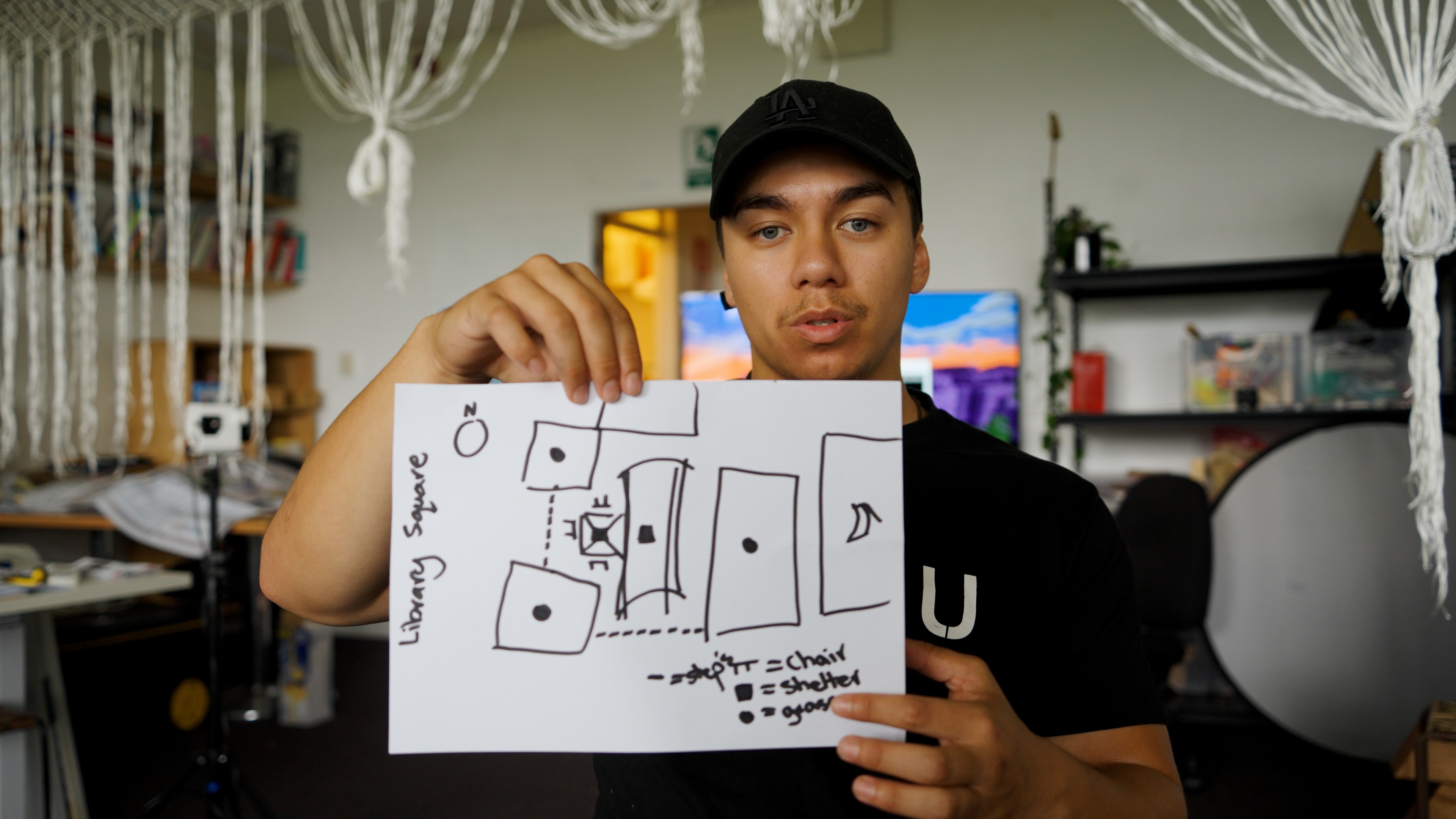 Sequence 01 00 03 53 03 Still004