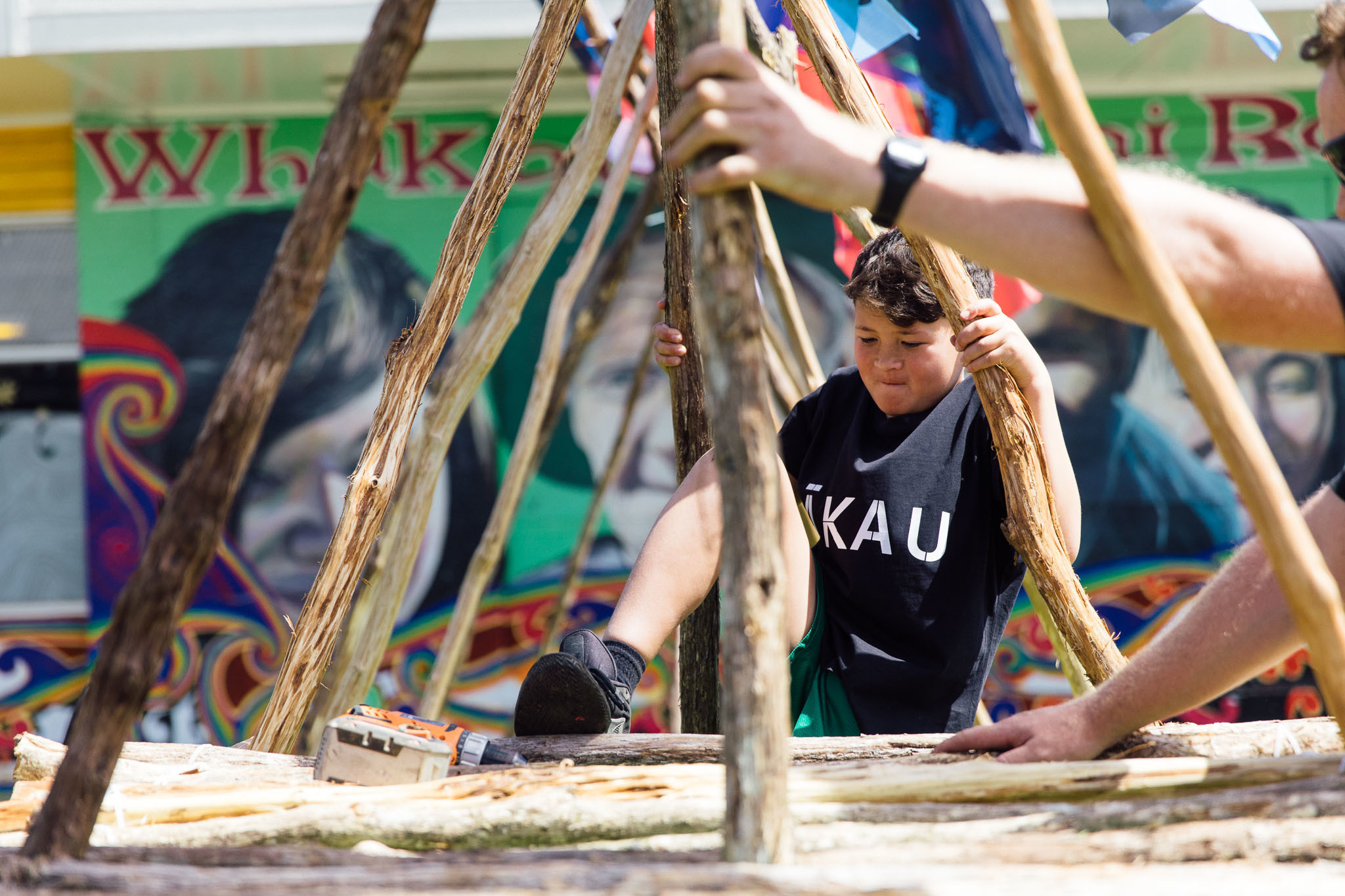 ĀKAU Flags SELECTS WEB 5604 5
