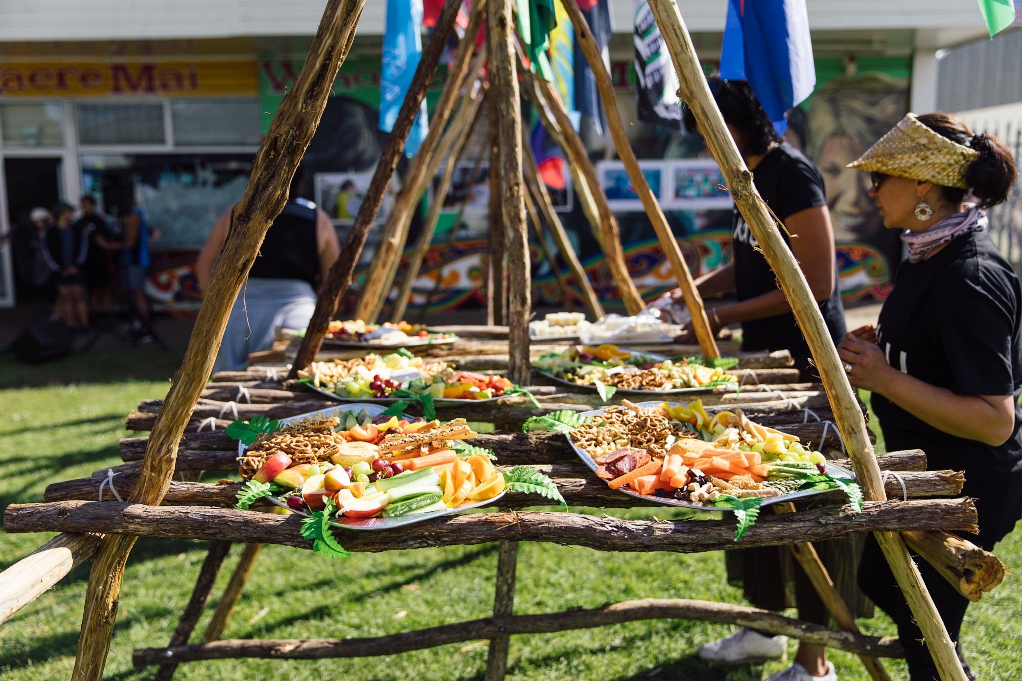 ĀKAU Flags SELECTS WEB 5992 9